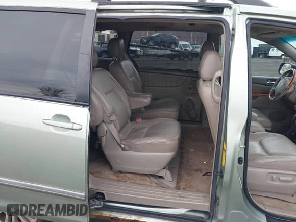 2008 Toyota Sienna XLE с VIN 5TDBK22C98S019421, выставлен на аукционе IAAI как лот 42037261 с пробегом 193 589 миль миль и . История ставок и продаж доступна на DreamBid. Изображение 8.