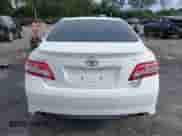 2010 Toyota Camry XLE z VIN 4T1BF3EK0AU505223, wystawiony jako IAAI lot #43241727 z przebiegiem 184 525 mil mil oraz . Historia ofert i sprzedaży dostępna na DreamBid. Obrazek 16.