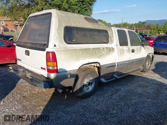 2002 GMC Sierra 1500 SLE с VIN 2GTEC19T521378421, выставлен на аукционе IAAI как лот 43137051 с пробегом Не указан миль и . История ставок и продаж доступна на DreamBid. Изображение 4.