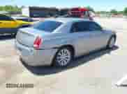 2013 Chrysler 300 C с VIN 2C3CCAEG3DH644307, выставлен на аукционе IAAI как лот 42310972 с пробегом 59 215 миль миль и . История ставок и продаж доступна на DreamBid. Изображение 6.