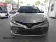 2020 Toyota Camry Hybrid XLE z VIN 4T1F31AK1LU533605, wystawiony jako IAAI lot #42790450 z przebiegiem 98 102 mil mil oraz . Historia ofert i sprzedaży dostępna na DreamBid. Obrazek 13.