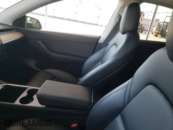 2022 Tesla Model Y Long Range with VIN 7SAYGDEE5NF372701, listed as a Copart auction lot 69522925 with Not provided miles and Salvage title. Bid and sale history available at DreamBid. Image 8.