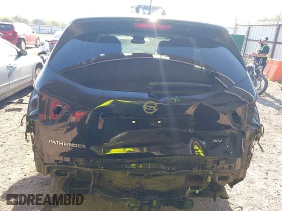 2018 Nissan Pathfinder SV with VIN 5N1DR2MN5JC625854, listed as a IAAI auction lot 43034166 with 126,892 mi miles and . Bid and sale history available at DreamBid. Image 17.