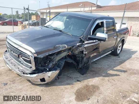 2016 Ram 1500 Longhorn z VIN 1C6RR7PT4GS390113, wystawiony jako IAAI lot #42881926 z przebiegiem Nie podano mil oraz . Historia ofert i sprzedaży dostępna na DreamBid. Obrazek 16.