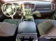 2019 Ram 1500 Big Horn z VIN 1C6RREFT9KN535515, wystawiony jako Copart lot #85284935 z przebiegiem 134 270 mil mil oraz Szkoda całkowita • Salvage title. Historia ofert i sprzedaży dostępna na DreamBid. Obrazek 8.