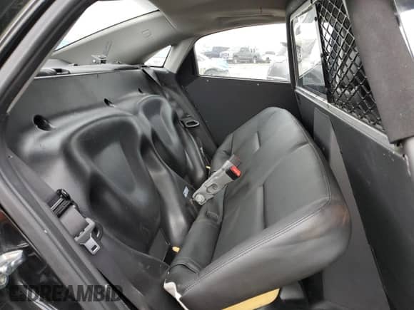 2014 Chevrolet Caprice z VIN 6G3NS5R23EL938357, wystawiony jako Copart lot #81645414 z przebiegiem 103 064 mil mil oraz Czysty tytuł • Clean title. Historia ofert i sprzedaży dostępna na DreamBid. Obrazek 10.