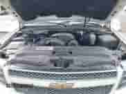 2010 Chevrolet Tahoe LTZ z VIN 1GNUCCE03AR238688, wystawiony jako IAAI lot #41775032 z przebiegiem 215 614 mil mil oraz . Historia ofert i sprzedaży dostępna na DreamBid. Obrazek 10.