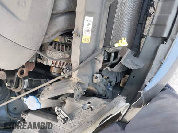 2013 Hyundai Elantra GLS with VIN KMHDH4AE4DU797228, listed as a IAAI auction lot 43156069 with 113,298 mi miles and . Bid and sale history available at DreamBid. Image 12.