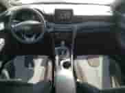 2019 Hyundai Veloster 2.0 z VIN KMHTG6AF4KU018331, wystawiony jako Copart lot #50381563 z przebiegiem 60 095 mil mil oraz . Historia ofert i sprzedaży dostępna na DreamBid. Obrazek 8.