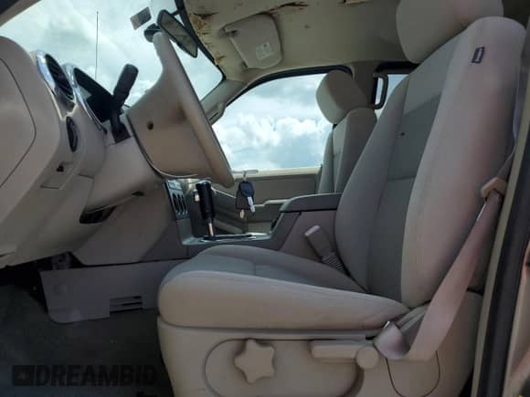 2006 Ford Explorer XLS with VIN 1FMEU62E66UA80178, listed as a Copart auction lot 66470115 with 63,494 mi miles and Clean title. Bid and sale history available at DreamBid. Image 7.