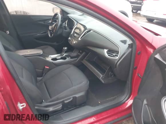 2016 Chevrolet Malibu LT z VIN 1G1ZE5ST5GF325787, wystawiony jako IAAI lot #41556484 z przebiegiem 110 612 mil mil oraz . Historia ofert i sprzedaży dostępna na DreamBid. Obrazek 5.