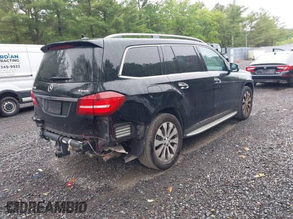 2017 Mercedes-Benz GLS 450 with VIN 4JGDF6EE1HA773469, listed as a IAAI auction lot 42333456 with 105,122 mi miles and . Bid and sale history available at DreamBid. Image 4.
