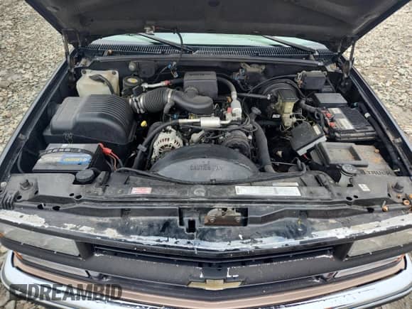 1996 Chevrolet Tahoe with VIN 1GNEC13R5TJ329053, listed as a Copart auction lot 62574755 with 96,208 mi miles and Non repairable. Bid and sale history available at DreamBid. Image 11.