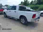 2014 Ram 1500 Big Horn z VIN 1C6RR7LG9ES399864, wystawiony jako IAAI lot #42800297 z przebiegiem 149 119 mil mil oraz . Historia ofert i sprzedaży dostępna na DreamBid. Obrazek 3.