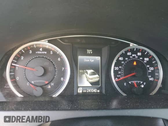 2016 Toyota Camry SE with VIN 4T1BF1FK2GU234287, listed as a Copart auction lot 83846175 with 241,040 mi miles and Clean title. Bid and sale history available at DreamBid. Image 9.