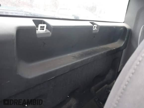 2020 Chevrolet Silverado 1500 Work Truck with VIN 3GCNWAEF3LG290998, listed as a IAAI auction lot 41350711 with 81,856 mi miles and . Bid and sale history available at DreamBid. Image 8.