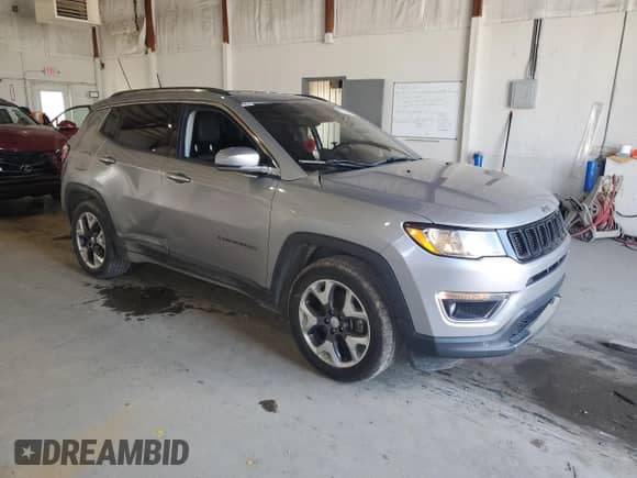 2020 Jeep Compass Limited z VIN 3C4NJCCB1LT158436, wystawiony jako Copart lot #65223995 z przebiegiem 122 633 mil mil oraz Nie do naprawy • Non repairable. Historia ofert i sprzedaży dostępna na DreamBid. Obrazek 4.