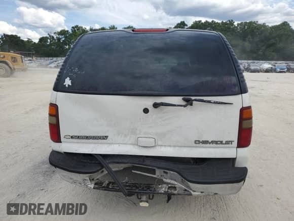 2003 Chevrolet Suburban Z71 with VIN 3GNFK16Z03G288710, listed as a Copart auction lot 63752324 with 277,449 mi miles and Non repairable. Bid and sale history available at DreamBid. Image 6.