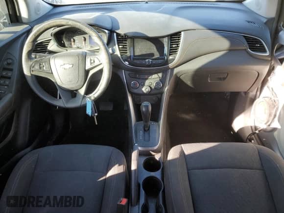 2021 Chevrolet Trax LS с VIN KL7CJKSB2MB340679, выставлен на аукционе Copart как лот 42037475 с пробегом 33 346 миль миль и Списание • Salvage title. История ставок и продаж доступна на DreamBid. Изображение 8.