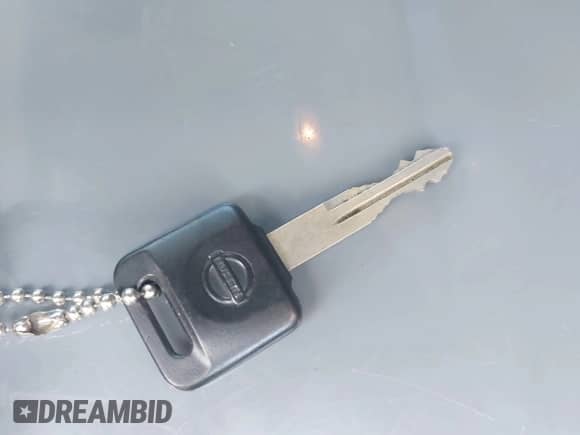 2005 Nissan Pathfinder SE with VIN 5N1AR18U25C729688, listed as a IAAI auction lot 42279502 with 164,626 mi miles and . Bid and sale history available at DreamBid. Image 11.