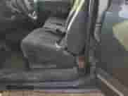 2002 Chevrolet Silverado 1500HD LS с VIN 1GCGC13U22F214756, выставлен на аукционе Copart как лот 44574545 с пробегом 202 496 миль миль и Списание • Salvage title. История ставок и продаж доступна на DreamBid. Изображение 7.