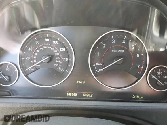 2015 BMW 4 Series 428i z VIN WBA4A5C59FGK15411, wystawiony jako Copart lot #64403615 z przebiegiem 108 660 mil mil oraz Szkoda całkowita • Salvage title. Historia ofert i sprzedaży dostępna na DreamBid. Obrazek 9.