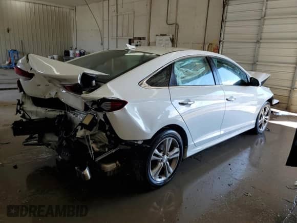 2018 Hyundai Sonata SEL с VIN 5NPE34AF7JH669216, выставлен на аукционе Copart как лот 84052455 с пробегом 113 642 миль миль и Списание • Salvage title. История ставок и продаж доступна на DreamBid. Изображение 3.