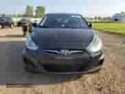 2012 Hyundai Accent GS z VIN KMHCT5AE0CU014923, wystawiony jako Copart lot #68630615 z przebiegiem 140 232 mil mil oraz Czysty tytuł • Clean title. Historia ofert i sprzedaży dostępna na DreamBid. Obrazek 5.