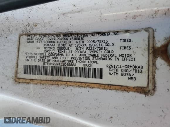 2002 Toyota Tacoma z VIN 5TEWM72N42Z049883, wystawiony jako Copart lot #81863325 z przebiegiem Nie podano mil oraz Czysty tytuł • Clean title. Historia ofert i sprzedaży dostępna na DreamBid. Obrazek 12.
