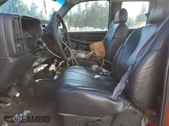 1999 Chevrolet Silverado 1500 Work Truck with VIN 1GCEK19V4XZ161896, listed as a Copart auction lot 51534055 with 178,420 mi miles and Salvage title. Bid and sale history available at DreamBid. Image 7.