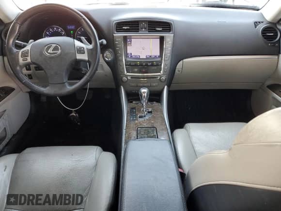 2013 Lexus IS 250 z VIN JTHBF5C24D5186845, wystawiony jako Copart lot #70023525 z przebiegiem 164 505 mil mil oraz Szkoda całkowita • Salvage title. Historia ofert i sprzedaży dostępna na DreamBid. Obrazek 8.