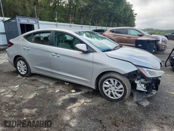 2019 Hyundai Elantra SE with VIN 5NPD74LF5KH492972, listed as a Copart auction lot 85299975 with 99,663 mi miles and Salvage title. Bid and sale history available at DreamBid. Image 4.