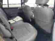 2002 Jeep Grand Cherokee Overland с VIN 1J8GW68J42C168795, выставлен на аукционе IAAI как лот 42349333 с пробегом 158 339 миль миль и . История ставок и продаж доступна на DreamBid. Изображение 8.