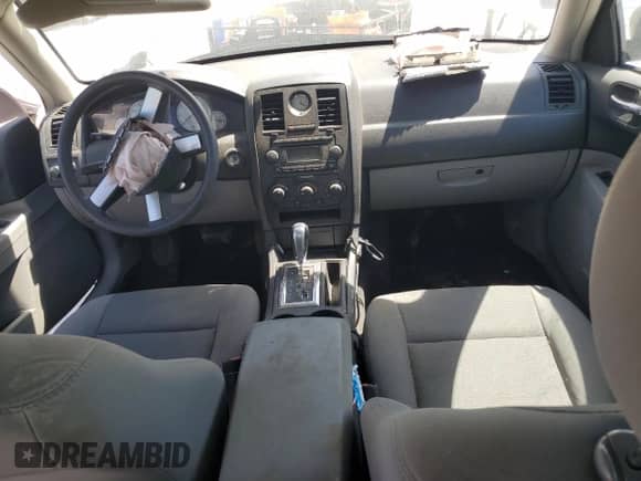 2006 Chrysler 300 with VIN 2C3KA43R96H471564, listed as a Copart auction lot 70431955 with Not provided miles and Salvage title. Bid and sale history available at DreamBid. Image 8.