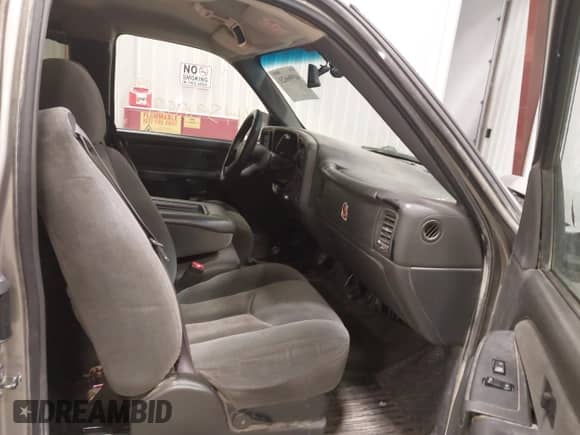 2003 Chevrolet Silverado 1500 с VIN 2GCEK19T131397682, выставлен на аукционе IAAI как лот 41596621 с пробегом Не указан миль и . История ставок и продаж доступна на DreamBid. Изображение 5.