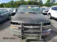1999 Chevrolet Silverado 1500 с VIN 1GCEK14V7XZ188047, выставлен на аукционе Copart как лот 70703395 с пробегом 135 290 миль миль и На запчасти • Non repairable. История ставок и продаж доступна на DreamBid. Изображение 5.