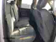 2016 Ram 1500 ST z VIN 1C6RR7FT0GS392572, wystawiony jako Copart lot #42344715 z przebiegiem 328 606 mil mil oraz Szkoda całkowita • Salvage title. Historia ofert i sprzedaży dostępna na DreamBid. Obrazek 10.