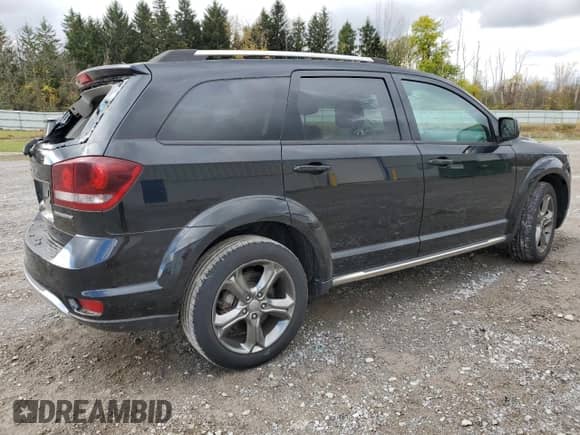 2015 Dodge Journey Crossroad with VIN 3C4PDCGB4FT511217, listed as a Copart auction lot 82759315 with 54,672 mi miles and Salvage title. Bid and sale history available at DreamBid. Image 3.