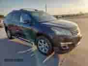 2015 Chevrolet Traverse LT with VIN 1GNKRGKD1FJ311972, listed as a Copart auction lot 82023105 with 142,550 mi miles and Clean title. Bid and sale history available at DreamBid. Image 4.