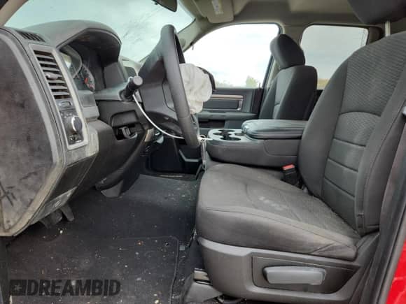 2019 Ram 1500 Warlock z VIN 1C6RR7GG2KS700514, wystawiony jako Copart lot #86330485 z przebiegiem 48 259 mil mil oraz Szkoda całkowita • Salvage title. Historia ofert i sprzedaży dostępna na DreamBid. Obrazek 7.