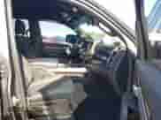 2021 Ram 1500 Lone Star z VIN 1C6RREFT3MN709744, wystawiony jako IAAI lot #42554052 z przebiegiem 52 262 mil mil oraz . Historia ofert i sprzedaży dostępna na DreamBid. Obrazek 5.