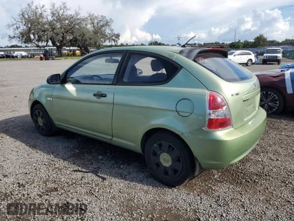 2007 Hyundai Accent GS с VIN KMHCM36C17U037643, выставлен на аукционе Copart как лот 68741645 с пробегом 179 789 миль миль и Списание • Salvage title. История ставок и продаж доступна на DreamBid. Изображение 2.