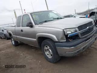 2003 Chevrolet Silverado 1500 LT with VIN 1GCEK19T33E268065, listed as a IAAI auction lot 41838254 with 247,179 mi miles and . Bid and sale history available at DreamBid. Image 1.