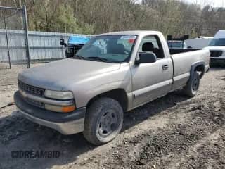2000 Chevrolet Silverado 1500 with VIN 1GCEK14W7YE342709, listed as a Copart auction lot 51491935 with Not provided miles and Salvage title. Bid and sale history available at DreamBid. Image 1.