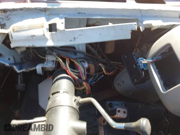 1985 Chevrolet Blazer K10 Utility HT with VIN 1G8EK18H5FF144613, listed as a IAAI auction lot 40464314 with Not provided miles and . Bid and sale history available at DreamBid. Image 7.