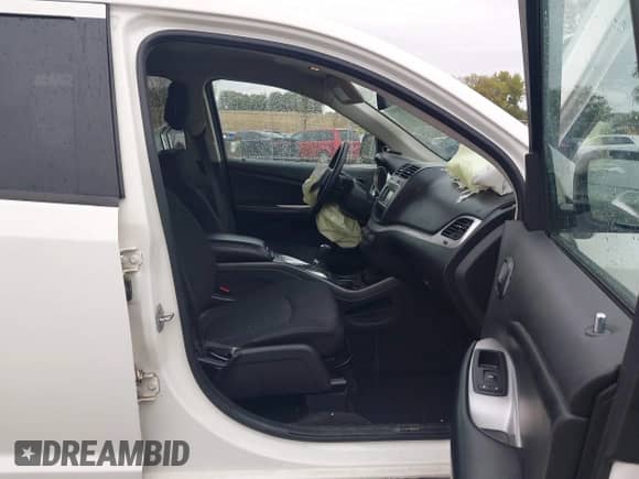 2019 Dodge Journey SE Value with VIN 3C4PDCAB8KT797348, listed as a IAAI auction lot 43378501 with 93,026 mi miles and . Bid and sale history available at DreamBid. Image 5.
