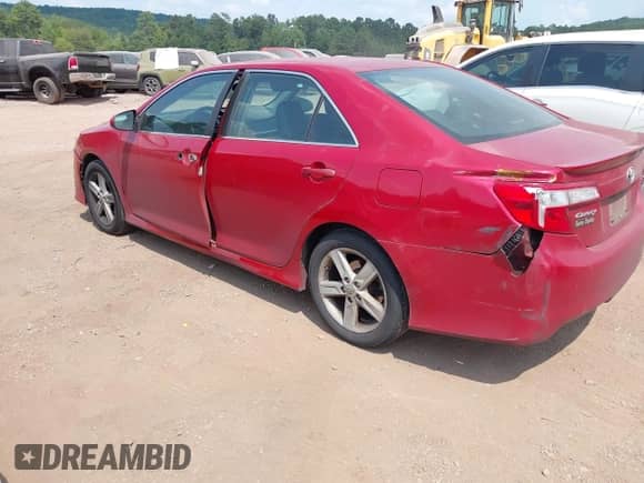 2013 Toyota Camry L with VIN 4T1BF1FK6DU702825, listed as a IAAI auction lot 43134661 with 190,600 mi miles and . Bid and sale history available at DreamBid. Image 3.