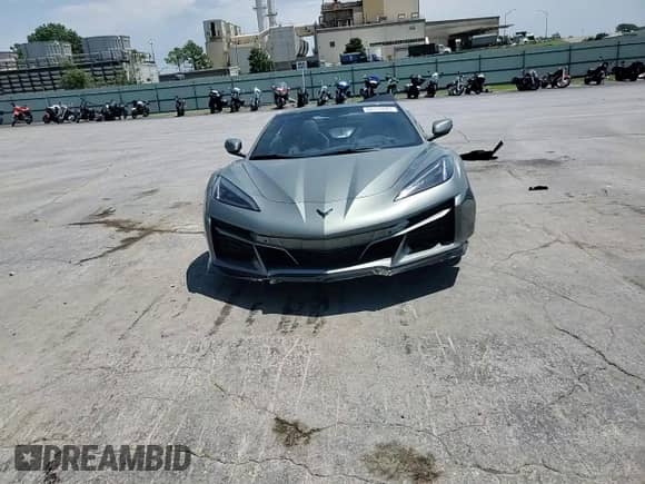 2023 Chevrolet Corvette 3LZ с VIN 1G1YF3D38P5603002, выставлен на аукционе Copart как лот 68337645 с пробегом 4 100 миль миль и Списание • Salvage title. История ставок и продаж доступна на DreamBid. Изображение 14.