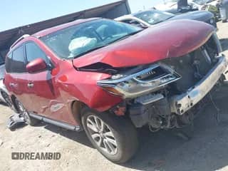 2013 Nissan Pathfinder SV with VIN 5N1AR2MNXDC602402, listed as a IAAI auction lot 42795321 with 158,162 mi miles and . Bid and sale history available at DreamBid. Image 1.