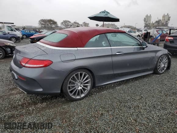 2017 Mercedes-Benz C 300 с VIN WDDWK4JB7HF425161, выставлен на аукционе Copart как лот 44369885 с пробегом 90 231 миль миль и Списание • Salvage title. История ставок и продаж доступна на DreamBid. Изображение 3.